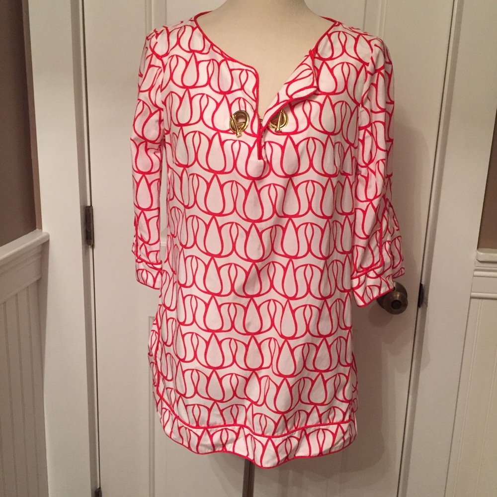 ELIZABETH McKAY TOP TUNIC WHITE RED TULIP PRINT GOLD TONE TOGGLE Size 6